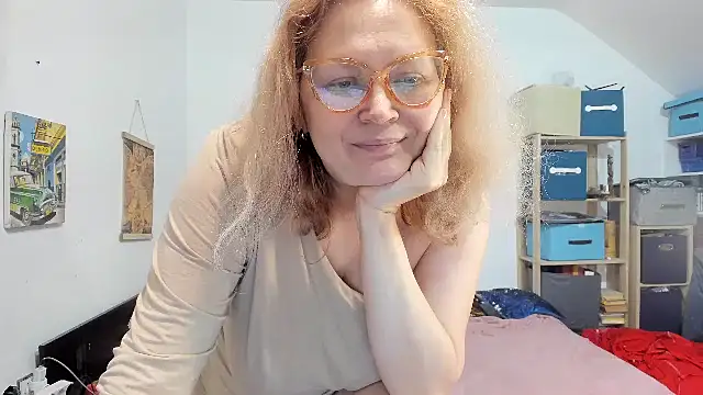 Snapshot of switchlorenx chatting on December 7, 2024, 2:42 am switchlorenx online show from December 7, 2024, 2:42 am