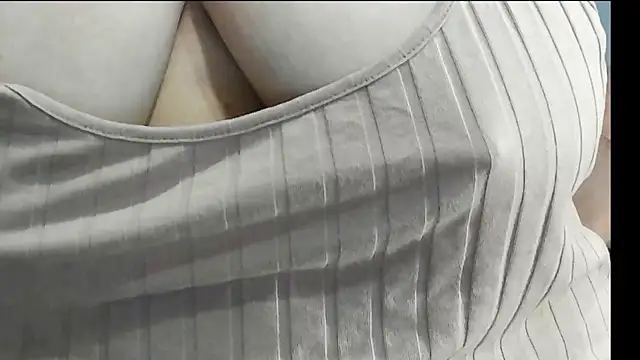 Snapshot of switchlorenx chatting on September 13, 2025, 2:06 pm switchlorenx online show from September 13, 2025, 2:06 pm