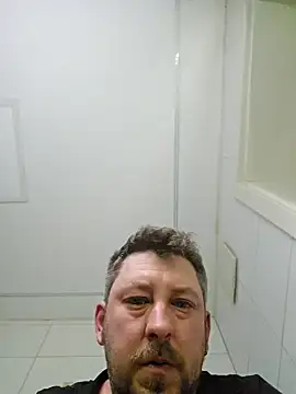 ktmtom247 online show from March 3, 2025, 3:41 am