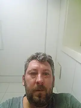 ktmtom247 online show from October 15, 2025, 2:55 am