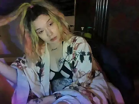 TEXASMARYYYJANE online show from May 15, 2026, 2:18 am