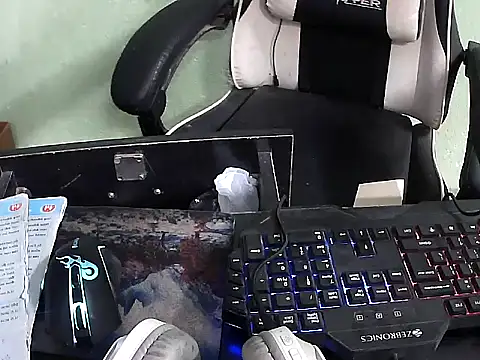 FriskyGender online show from October 23, 2025, 11:20 am