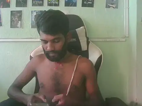 FriskyGender online show from November 2, 2025, 4:37 am