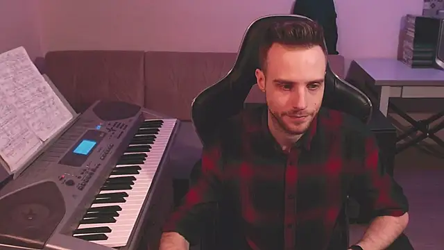 Sweetparker online show from March 17, 2025, 2:34 pm