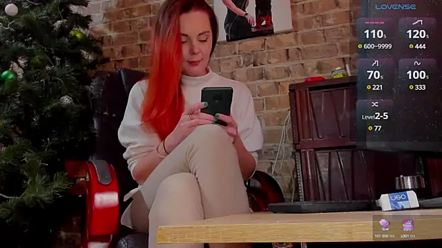 MrsVenus online show from January 9, 2025, 10:41 am