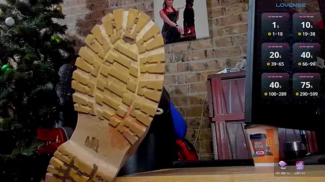 MrsVenus online show from January 13, 2025, 6:06 am