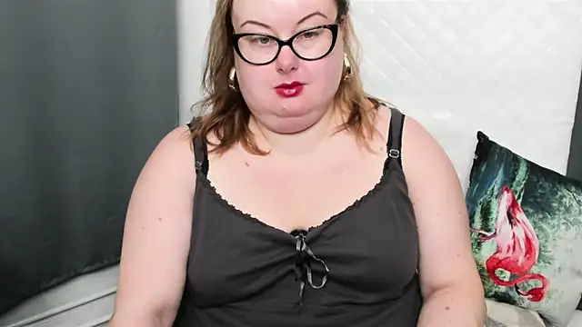 Snapshot of dirtyBonnie chatting on December 22, 2024, 6:06 am dirtyBonnie online show from December 22, 2024, 6:06 am