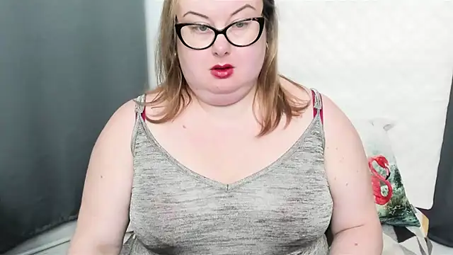 Snapshot of dirtyBonnie chatting on December 23, 2024, 9:05 am dirtyBonnie online show from December 23, 2024, 9:05 am