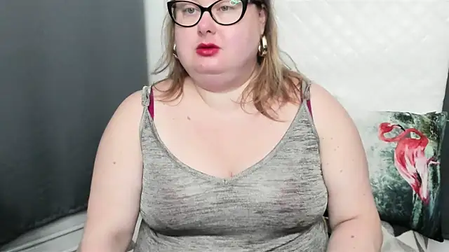 Snapshot of dirtyBonnie chatting on December 24, 2024, 5:49 am dirtyBonnie online show from December 24, 2024, 5:49 am