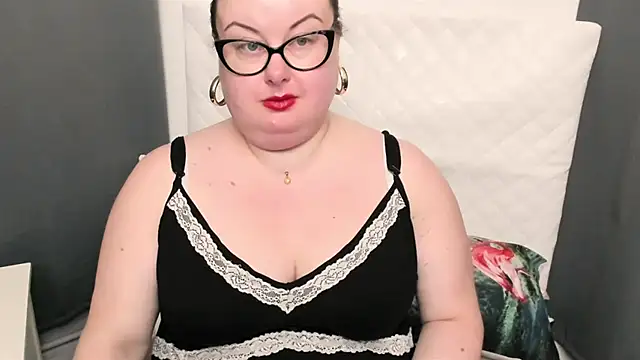 Snapshot of dirtyBonnie chatting on February 7, 2025, 4:16 am dirtyBonnie online show from February 7, 2025, 4:16 am