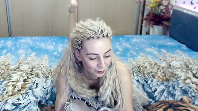 MirabelaSweet online show from March 18, 2025, 4:37 pm