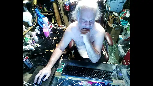 russtee online show from January 12, 2026, 7:30 pm