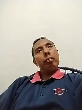 desnudo Sexoxo online show from August 9, 2026, 11:31 pm