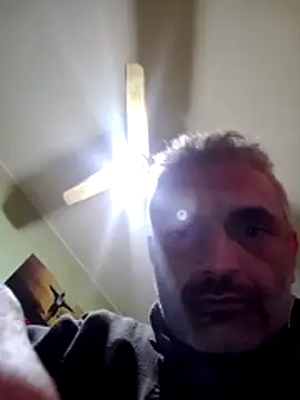 dammilano33 online show from November 27, 2025, 9:06 pm