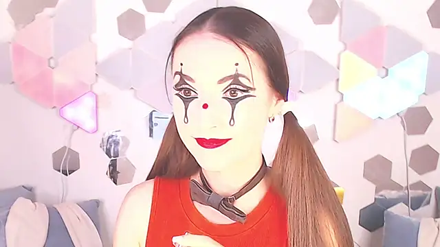 LexiKiss online show from November 8, 2025, 10:41 pm