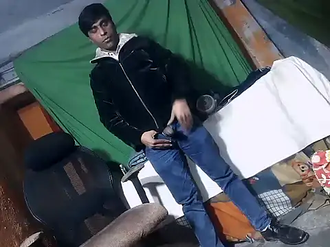 desiboy1101 online show from January 9, 2026, 2:09 pm