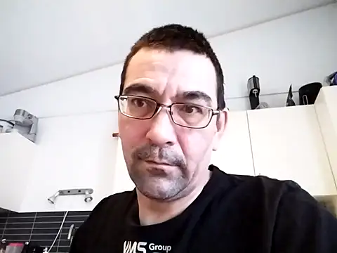 dick81 online show from March 22, 2026, 9:56 am