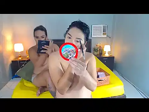 Snapshot of BadGirlsInBedXX chatting on March 1, 2026, 7:21 am BadGirlsInBedXX online show from March 1, 2026, 7:21 am