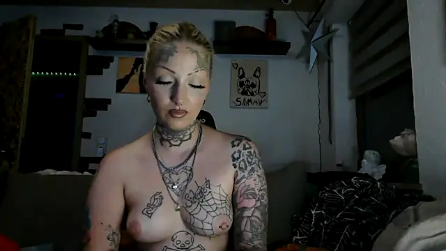 RoxxyInk online show from May 30, 2026, 12:52 am