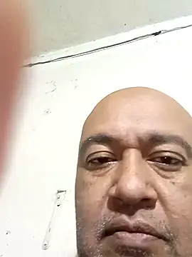 Snapshot of GeorgeVergaGrues chatting on January 13, 2025, 6:38 am GeorgeVergaGrues online show from January 13, 2025, 6:38 am