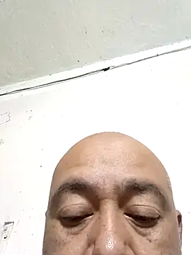 Snapshot of GeorgeVergaGrues chatting on February 19, 2025, 3:06 am GeorgeVergaGrues online show from February 19, 2025, 3:06 am