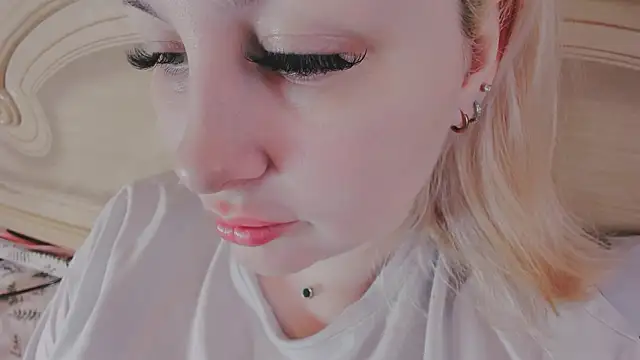 Snapshot of nast-yy chatting on March 5, 2026, 4:08 am nast-yy online show from March 5, 2026, 4:08 am