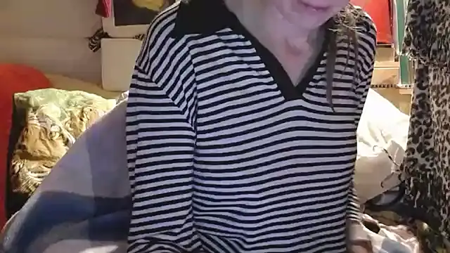 jude cherrys1991 online show from March 4, 2026, 8:26 pm