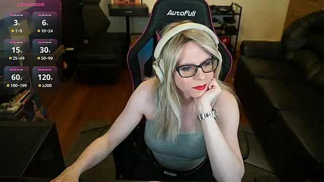 Snapshot of KelseyCobalt chatting on June 30, 2026, 7:26 pm KelseyCobalt online show from June 30, 2026, 7:26 pm