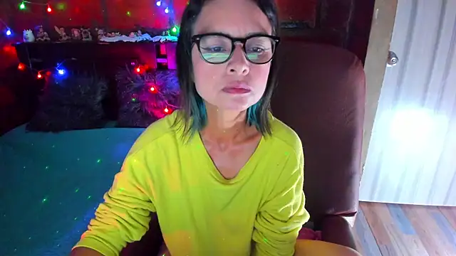 BrianaGarner online show from March 4, 2026, 7:36 am