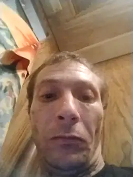 Cuzzlife52xh online show from October 4, 2025, 3:43 pm