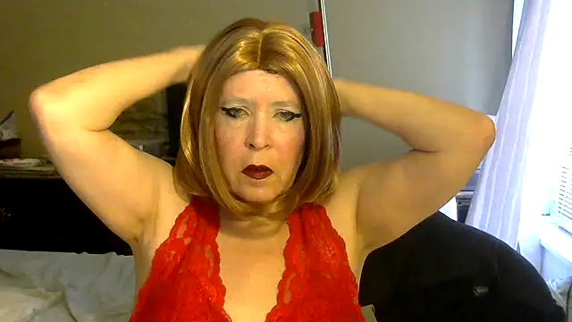 Snapshot of LavondiaStarr chatting on June 18, 2026, 8:24 pm LavondiaStarr online show from June 18, 2026, 8:24 pm