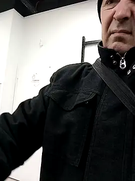 Pokaz2020 online show from October 19, 2025, 4:18 pm