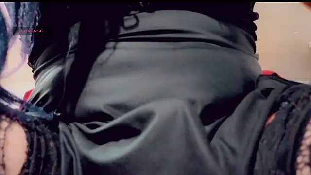 camyl93 online show from September 21, 2025, 3:35 pm