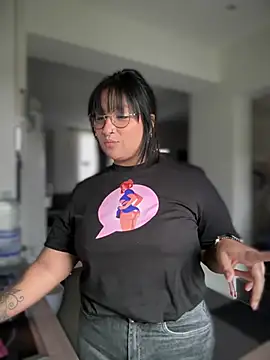 DannaaMeliza online show from December 15, 2024, 9:35 am