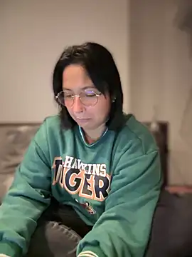 DannaaMeliza online show from December 31, 2024, 10:26 am