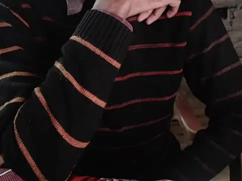 Snapshot of ThethunderPo chatting on December 18, 2024, 3:26 am ThethunderPo online show from December 18, 2024, 3:26 am