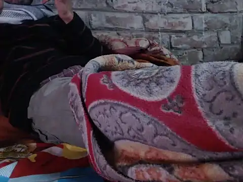 Snapshot of ThethunderPo chatting on January 7, 2025, 6:27 am ThethunderPo online show from January 7, 2025, 6:27 am