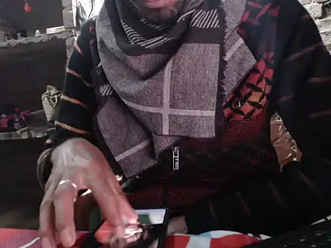 Snapshot of ThethunderPo chatting on January 7, 2025, 3:02 pm ThethunderPo online show from January 7, 2025, 3:02 pm