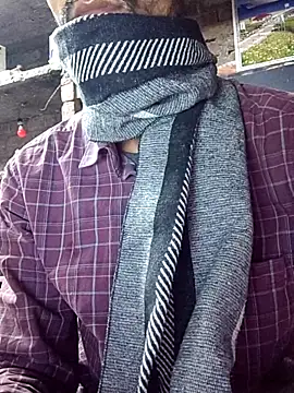 Snapshot of ThethunderPo chatting on February 22, 2025, 1:44 am ThethunderPo online show from February 22, 2025, 1:44 am