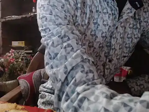 Snapshot of ThethunderPo chatting on February 22, 2025, 3:14 pm ThethunderPo online show from February 22, 2025, 3:14 pm