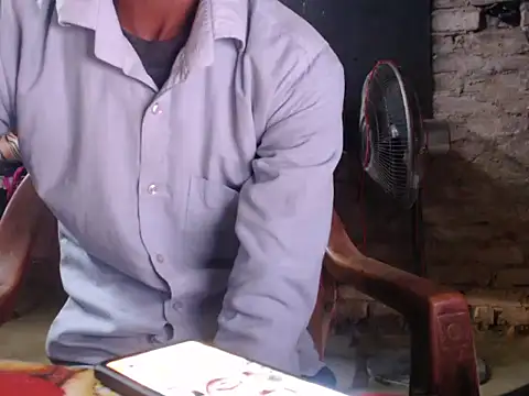 Snapshot of ThethunderPo chatting on March 6, 2025, 4:19 am ThethunderPo online show from March 6, 2025, 4:19 am