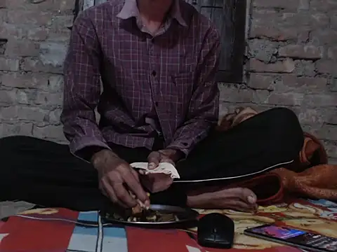 ThethunderPo online show from November 26, 2025, 2:51 pm