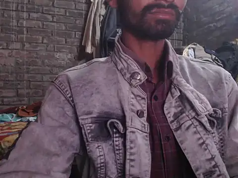 ThethunderPo online show from November 27, 2025, 2:41 pm