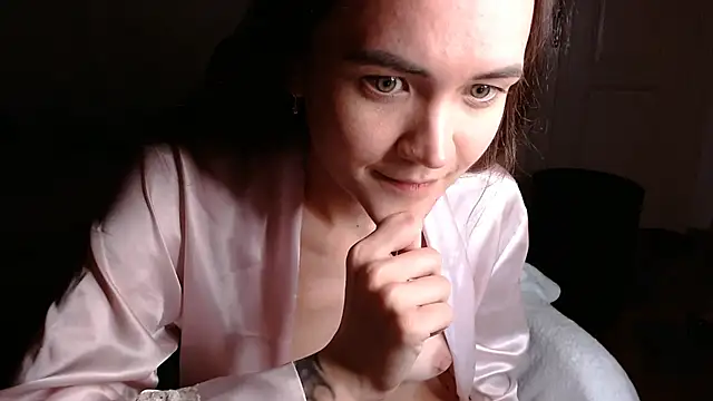 EvelynGG online show from January 4, 2025, 7:13 am