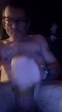 Snapshot of ROBERT0516 chatting on February 11, 2025, 10:48 am ROBERT0516 online show from February 11, 2025, 10:48 am