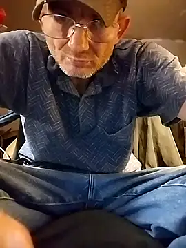 Snapshot of ROBERT0516 chatting on November 5, 2025, 1:38 am ROBERT0516 online show from November 5, 2025, 1:38 am