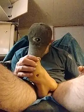 Snapshot of ROBERT0516 chatting on November 22, 2025, 5:39 am ROBERT0516 online show from November 22, 2025, 5:39 am