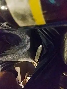 Snapshot of ROBERT0516 chatting on February 7, 2026, 10:57 pm ROBERT0516 online show from February 7, 2026, 10:57 pm