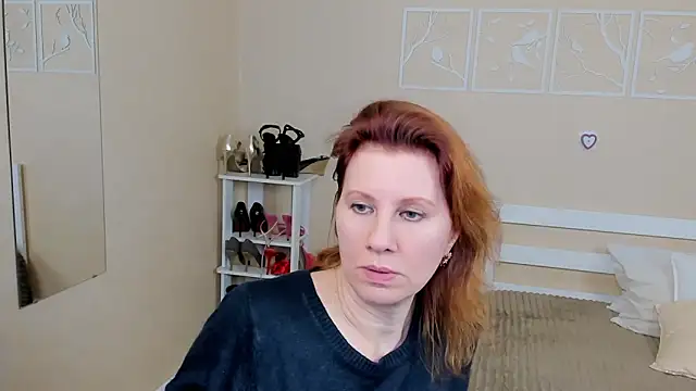 FoxySophia online show from February 18, 2025, 3:43 pm