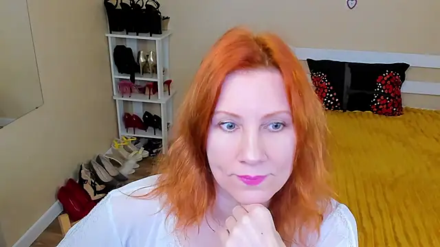 FoxySophia online show from July 4, 2026, 8:37 pm